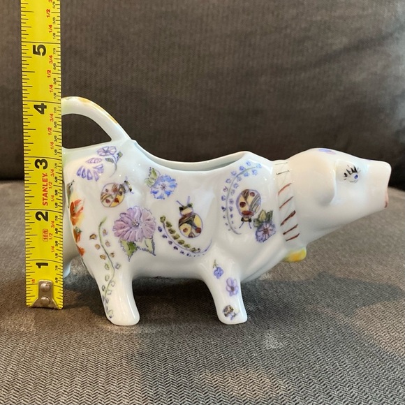 Ceramic White Cow Creamer Colorful Floral And Ladybug Design Signed “RJR… - Picture 4 of 9